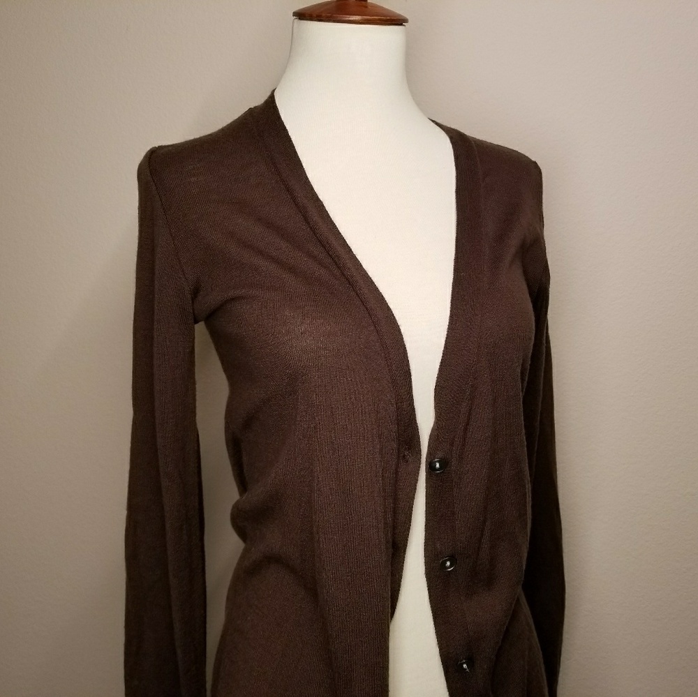 Light weight knit cardigan